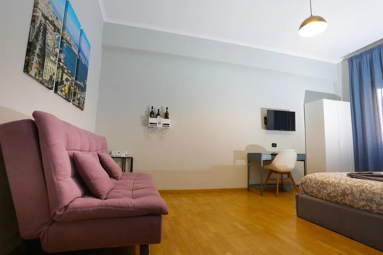 Vomero Maison Naples 0*,